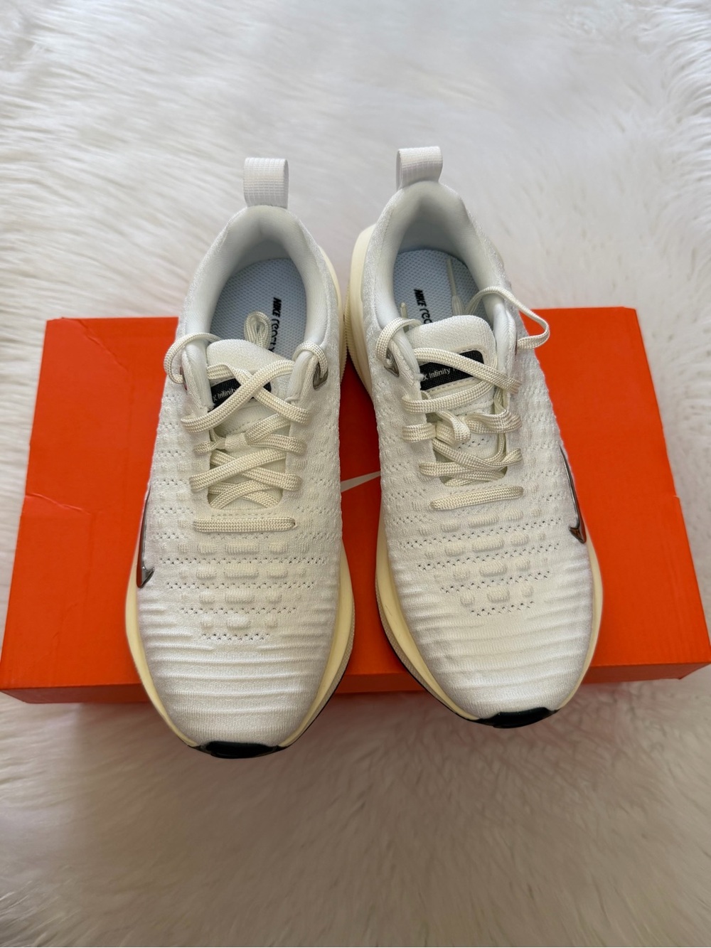 Nike Reactx Infinity Run 4 White/Chrome/Sail/Coconut Milk Knit Sneakers 7.5